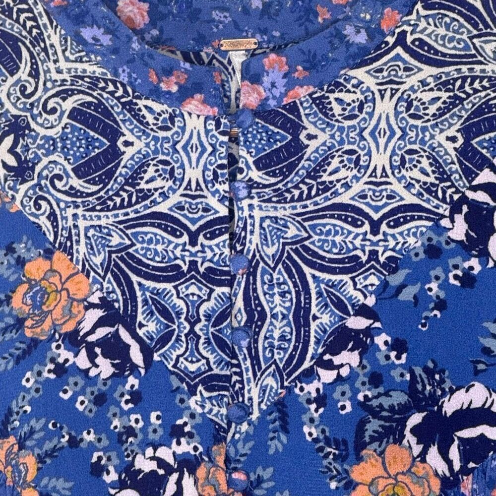 Free People Blue Boho Floral Print Long Flutter Sleeve Blouse Tunic - Women’s US - Picture 4 of 9